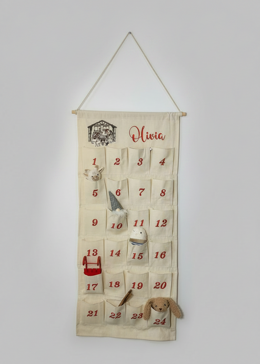 🕯️ Personalisierter Adventskalender Kinder bestickt mit Motiv Krippe und WunschNamen