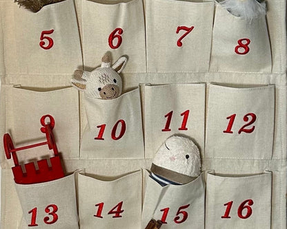 🎄 Personalisierter Adventskalender Kinder bestickt mit Motiv Reh und WunschNamen