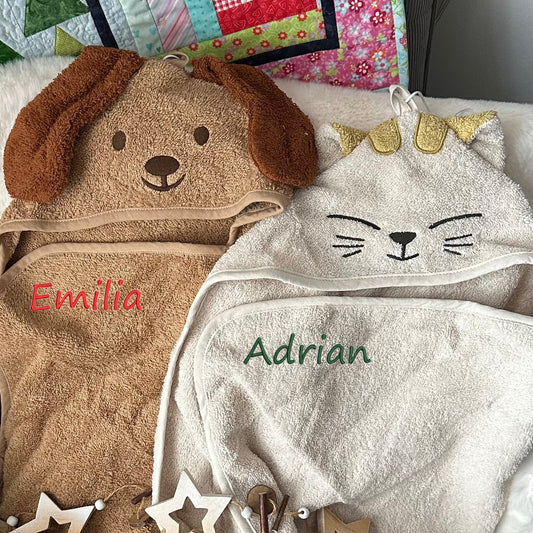 Kapuzenbadetuch Hund oder Katze personalisiert mit Namen