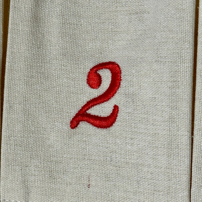 Personalisierter Adventskalender Kinder bestickt mit Motiv Schneemann, Waldtieren und WunschNamen
