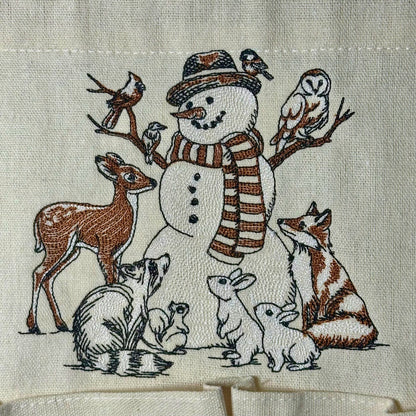 Personalisierter Adventskalender Kinder bestickt mit Motiv Schneemann, Waldtieren und WunschNamen