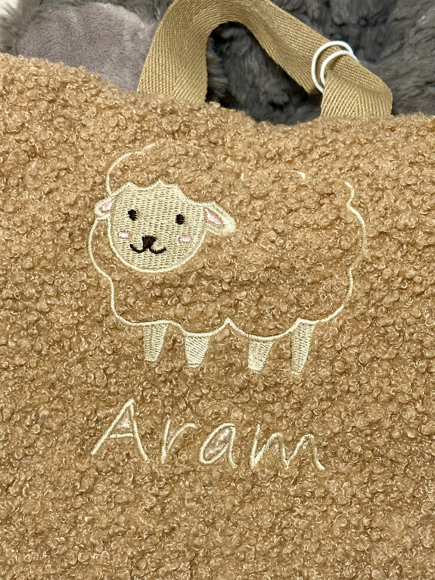 Rucksack Boucle bestickt mit Tiermotiv + Name