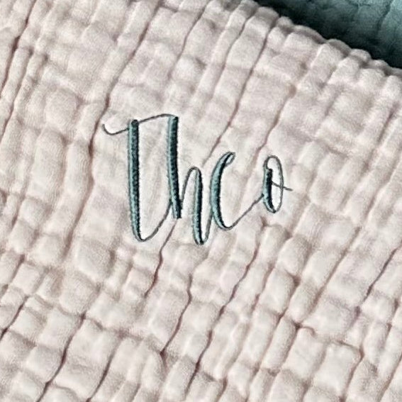Personalisierte Musselin Babydecke mit Namen
