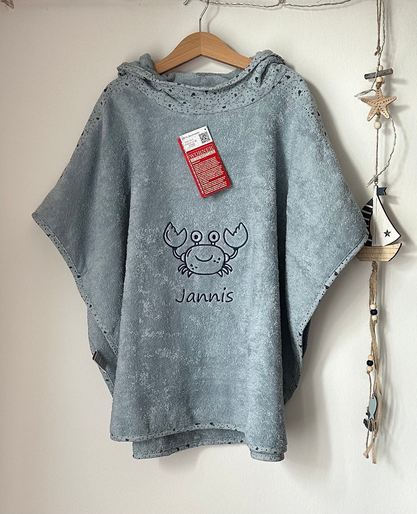 Badeponcho mit bedruckter Kapuze personalisierbar mit Stickmotiv + Wunschname